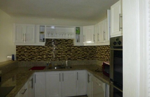 Hastings Apartment | Barbados Margate Gardens, Opp Beach, Sea Boardwalk, Restaurants, Mall,Buses,