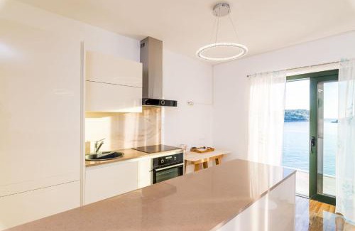 Molunat Apartment | Barbara