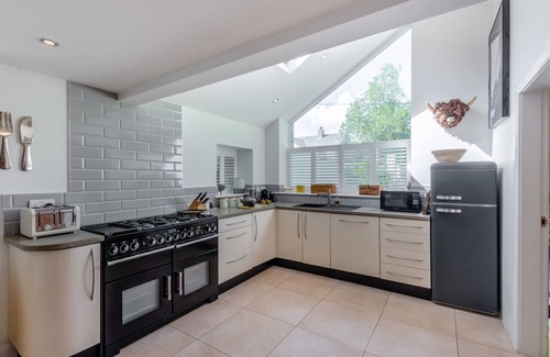 Barbon House | Barbon Cottage - Two Bedroom House, Sleeps 4