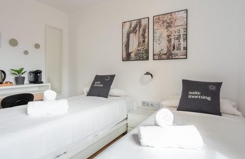 Sarria Apartment | Barcelona C. de Fontcoberta | Economy Twin Room