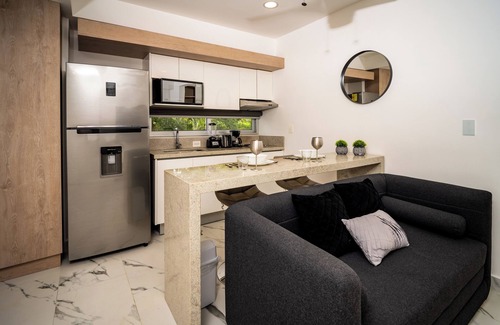 Downtown Cancun Hotel | Barcelona Condos Cancun