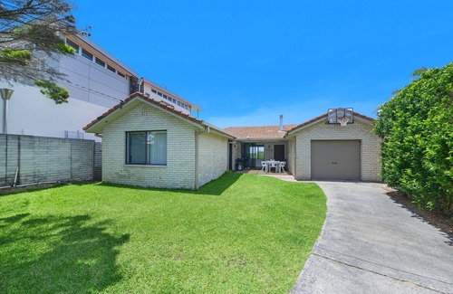North Avoca House | Bareena Cottage