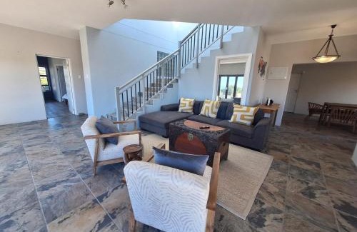 Port Alfred House | Barefoot Bliss Holiday Home