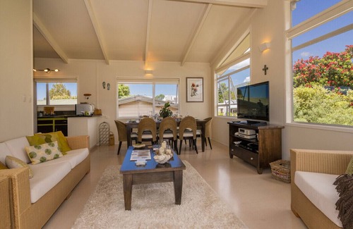 Pauanui House | Barefoot Boulevard - Pauanui Holiday Home