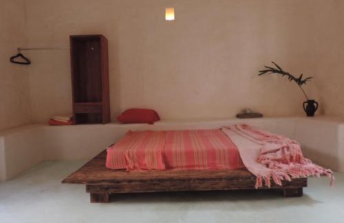 Macario Gomez House | barefoot jungle studios