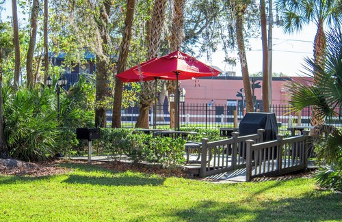 Kissimmee Apartment | Barefoot'n Resort Kissimmee Orlando