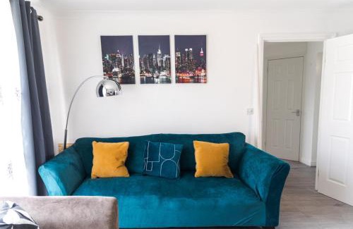 Thames House | Barking Leisure and Contractor Stays