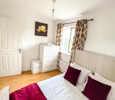 Thames House | Barking Leisure and Contractor Stays