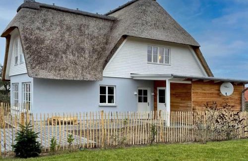 Gross Schwansee House | Barkley Reethaus