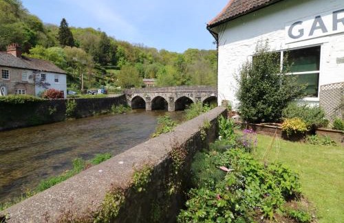 Dulverton House | Barleside