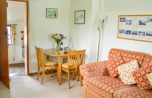 Hartland House | Barley Cottage