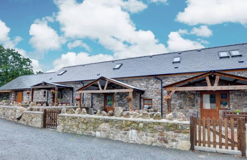 Margam House | Barn 1 - Sheep in Ystradgynlais