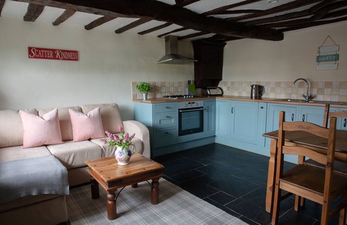 Bude Cottage | Barn Conversion With Indoor Swimming Pool In Stunning Rural Location Near Ocean