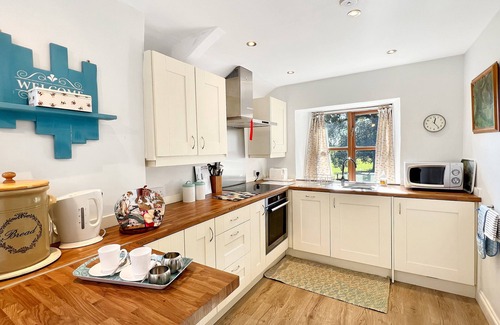 Brayford Cottage | Barn Cottage, Brayford