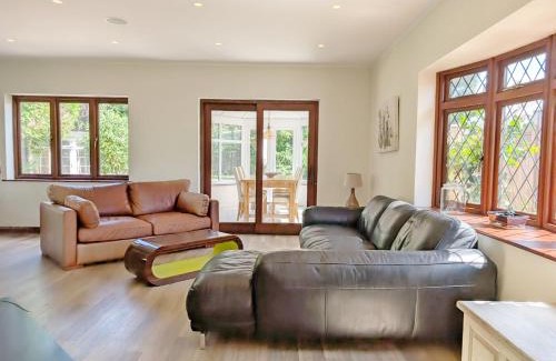 Littlehampton House | Barn Cottage