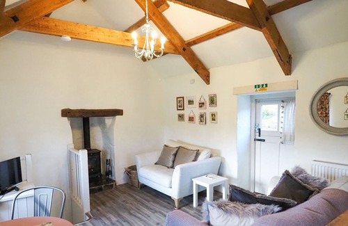 Pelynt Cottage | BARN COTTAGE, romantic, character holiday cottage in Pelynt