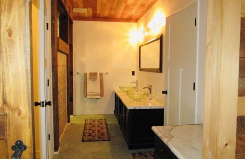 Merrimac House | Barn House,5 Bedroom,Hot Tub,Ski/Golf,Beach Room,Indoor Slide,Tiki Bar,Pets Ok!