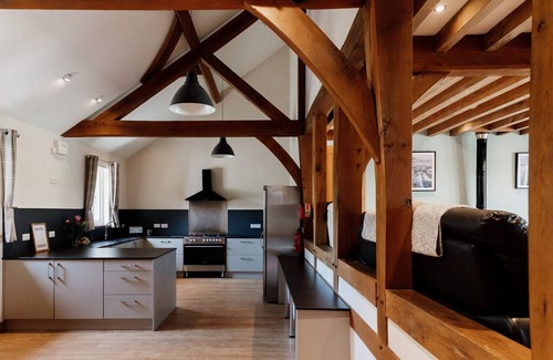 Devils Bridge Cottage | Barn in Wales with Swim Spa & Scenic Views