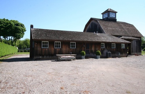Cutchogue House | Barn Life in Cutchogue