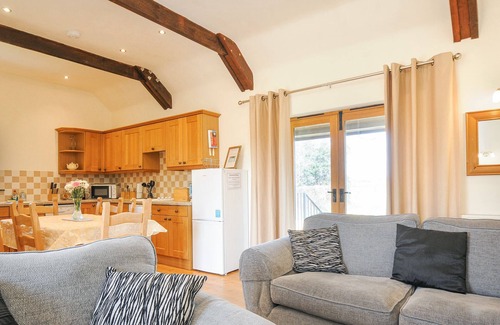 Brazzacott Cottage | BARN OWL COTTAGE, family friendly, with a garden in Launceston