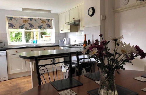 Stratton Strawless House | Barn with countryside views in private garden