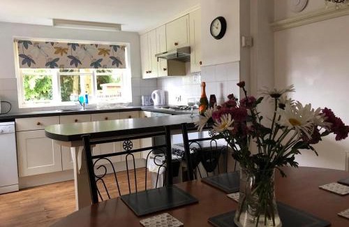Stratton Strawless House | Barn with countryside views in private garden