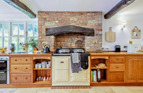 Bucks Mills House | Barnacle