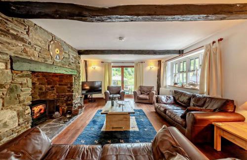 Bucks Mills House | Barnacle