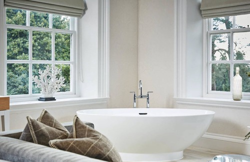 Wonersh Hotel | Barnett Hill - Luxury Hotel