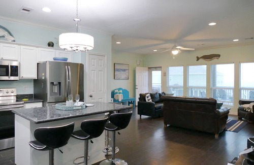 Port Bolivar House | Barney's Beach House - Ocean Front Fenced in yard for dogs
