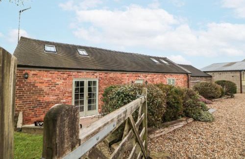 Foxt House | Barnfields Holiday Cottage