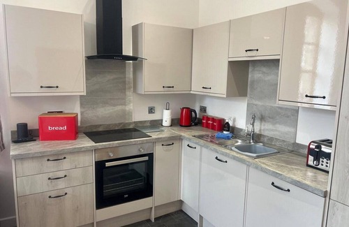 Barnstaple Apartment | Barnstaple - Apartment - Sleeps 2 - Parking