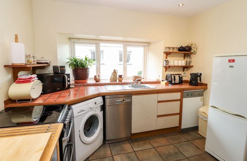 Pooley Bridge Cottage | BARNSTEAD, pet friendly, character holiday cottage in Pooley Bridge