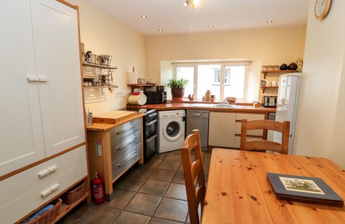 Pooley Bridge Cottage | BARNSTEAD, pet friendly, character holiday cottage in Pooley Bridge