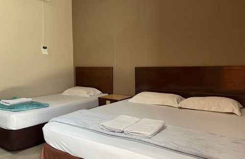 Kuah Hotel | Baron Waterfront Hotel
