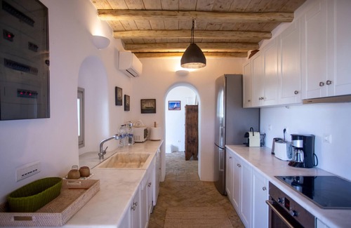 Mykonos Town Villa | Baroness in Mykonos With 5 Bedrooms and 4 5 Bathrooms
