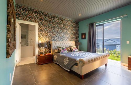Newlands House | Barons View Scenic Views Getaway Plettenberg Bay