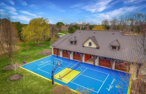 Sheboygan House | Baronwood Oasis-Indoor Pool/Spa-Arcades-16beds-LUX