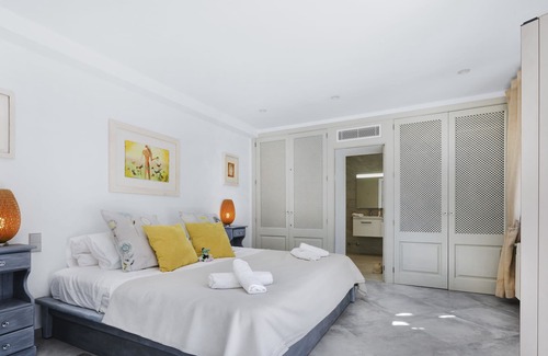 Urbanitzacio la Font Villa | BARRACUDA - Luxury villa