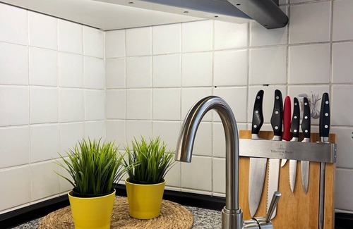 Rhein-Erft-Kreis District House | Barrier-free vacation home with garden near Cologne