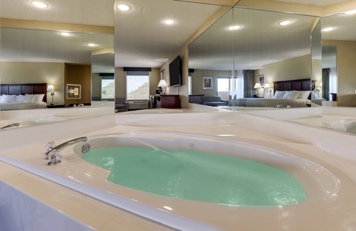 Branson Hotel | Barrington Hotel & Suites
