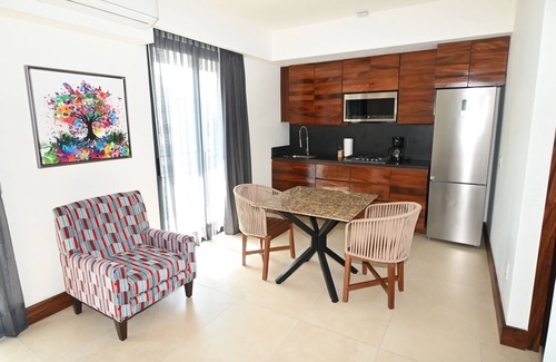 Emiliano Zapata Hotel | Barrio Vallarta Suites