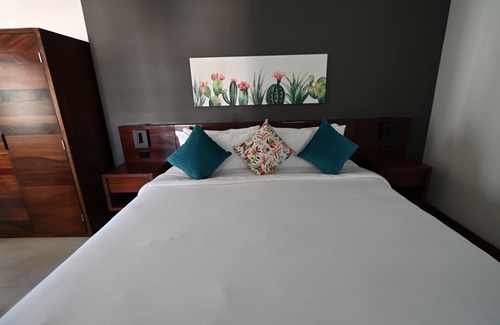 Emiliano Zapata Hotel | Barrio Vallarta Suites