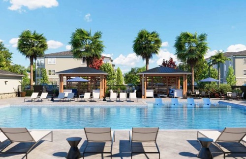 Newberry Apartment | Barsala l Discover Family-Friendly Space w/Fitness & Tennis Facilities