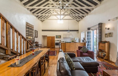 Grahamstown Bed & Breakfast | Bartholomew's Loft