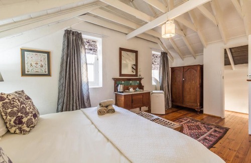 Grahamstown Bed & Breakfast | Bartholomew's Loft
