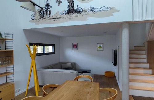 Taissy House | BARTHOME
