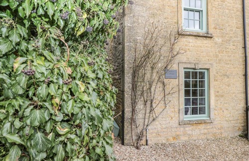 Bourton House | Barton Cottage