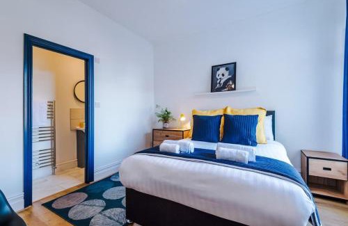 Eccles House | Barton House - Sleeping 10