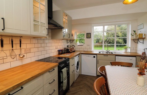 Bossington Cottage | Barton Lodge